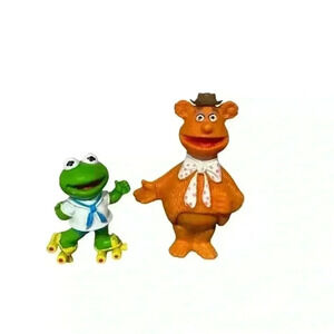 Two Vintage Muppets Figures: 1978 Fozzie Bear & 1986 Kermit the Frog